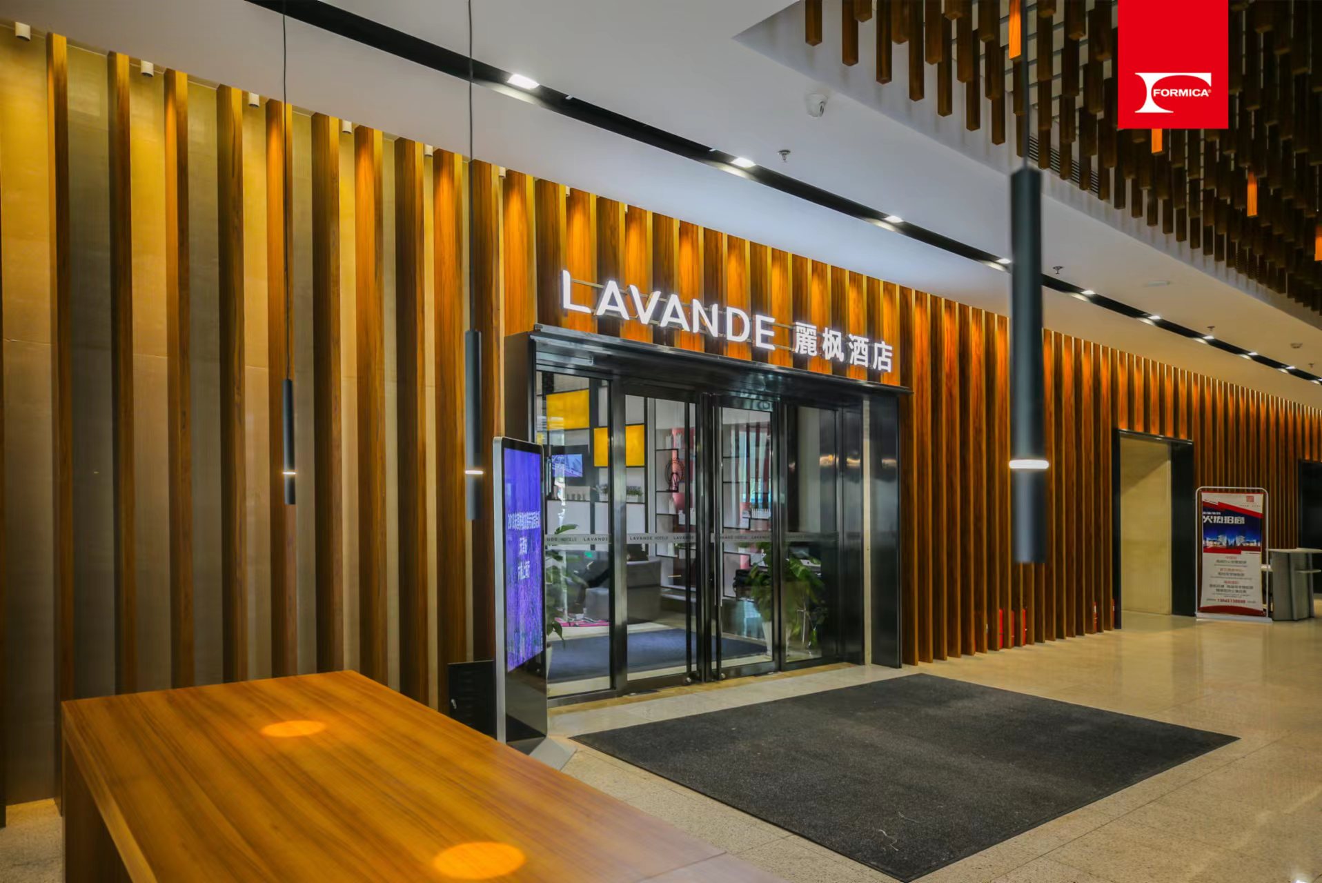 富美家衛(wèi)生間隔斷讓顧客用的放心的原因是什么？