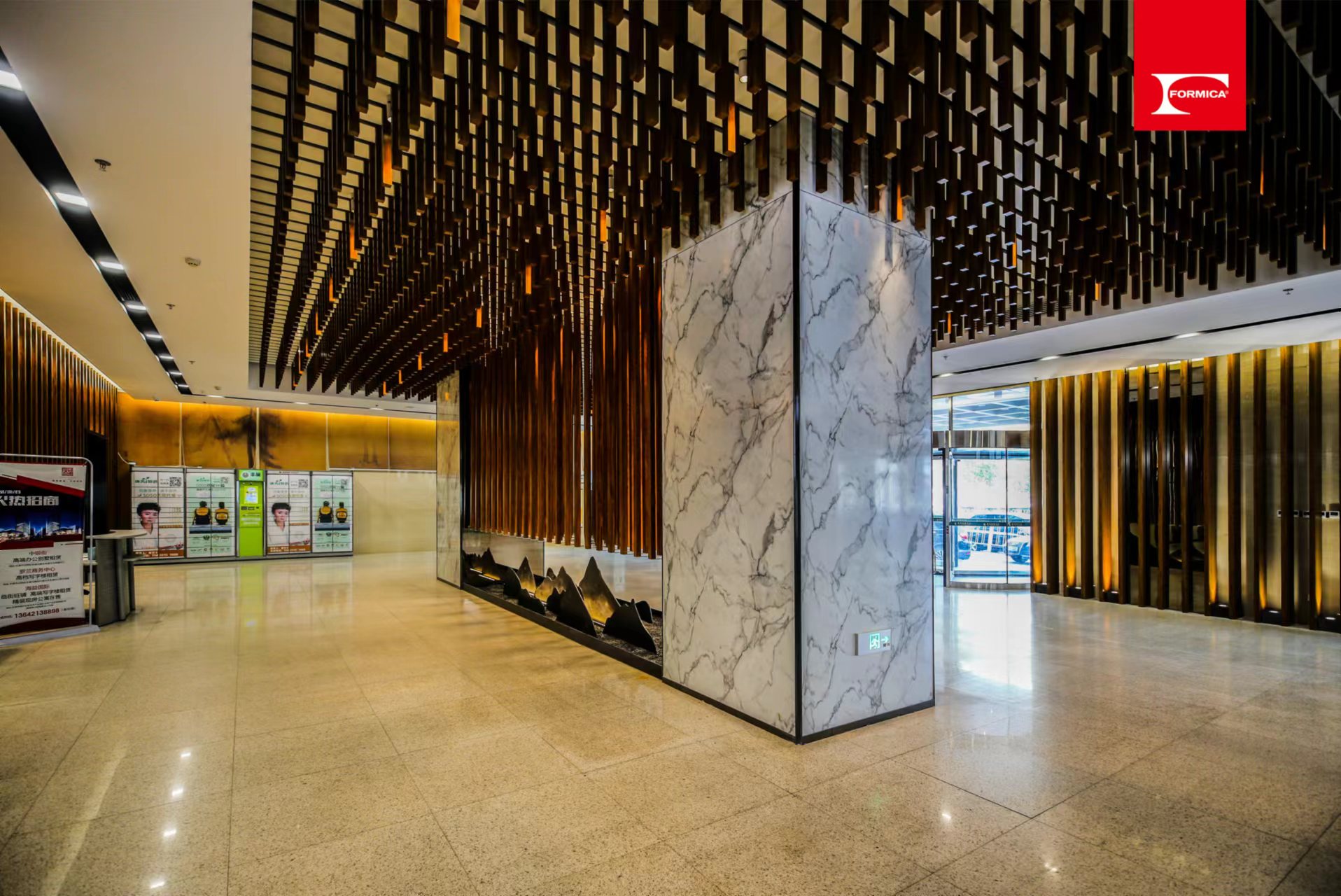 富美家色麗石真的是空間美學(xué)與實(shí)用功能的完美融合